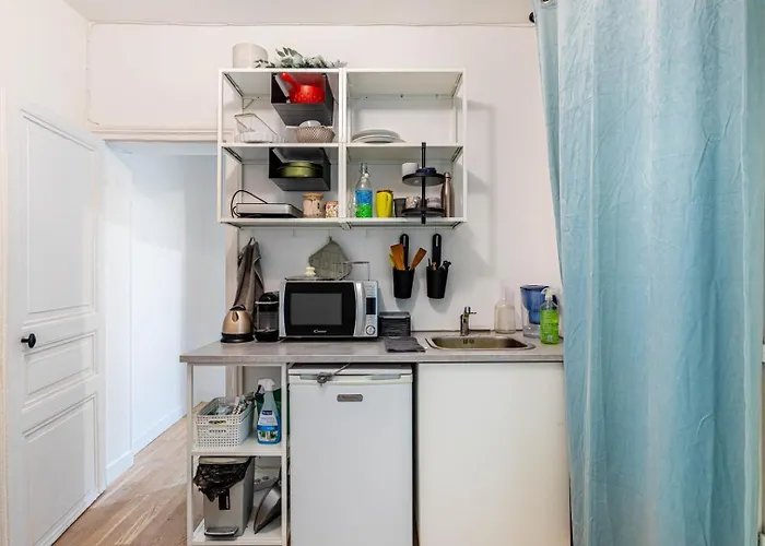 Guestready - Cozy Retreat Near Place De La Nation * Paříž